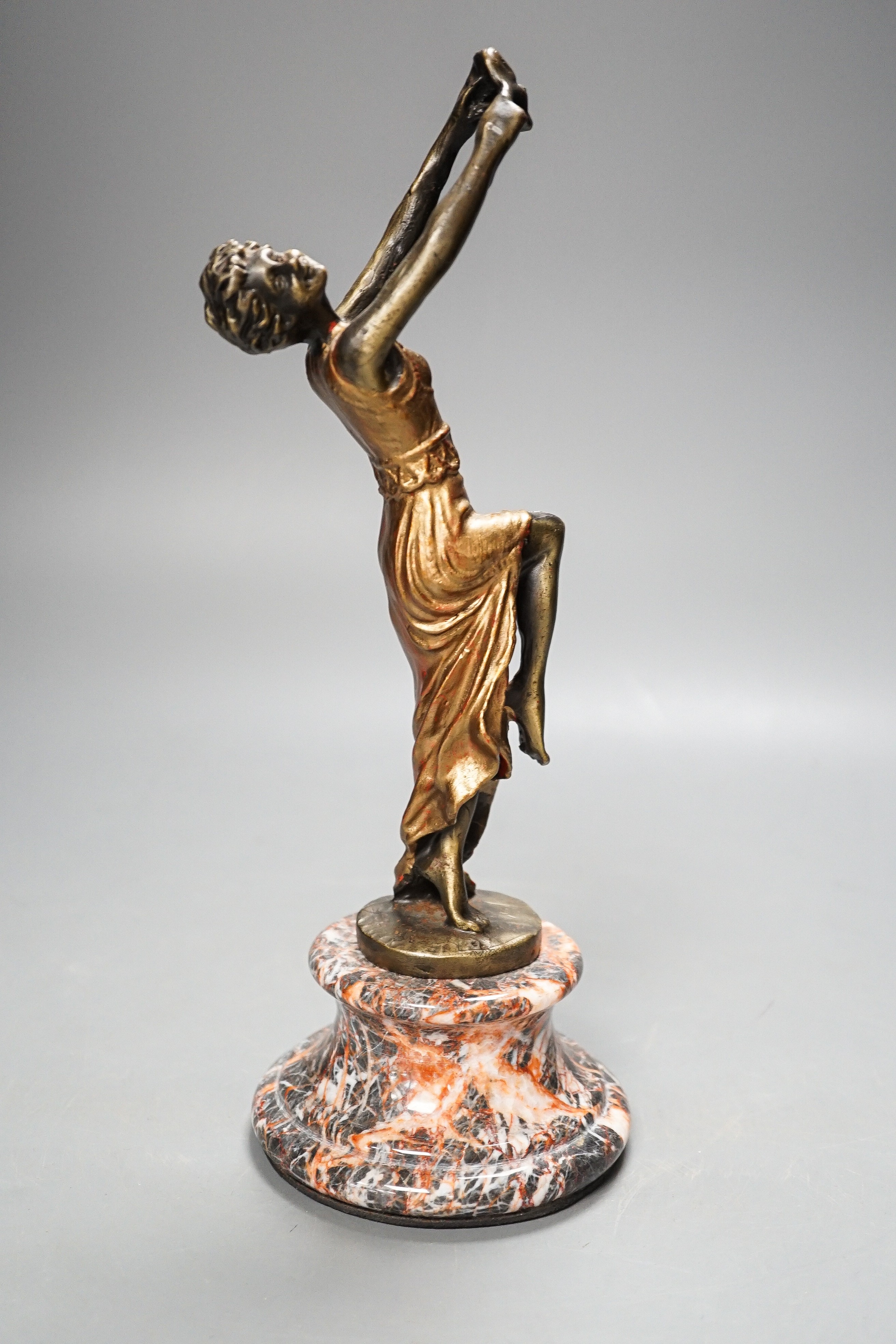 An Art Deco style bronze female figure, 28cm